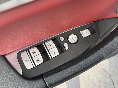 Used 2024 BMW X3 xDrive30i w/ M Sport Package AWD/4WD image 10