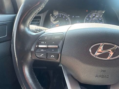 Used 2020 Hyundai Elantra Value Edition w/ Cargo Package (C1) FWD image 18