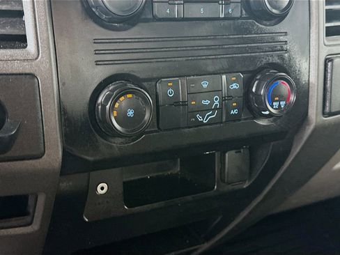 Used 2019 Ford F250 XL image 18