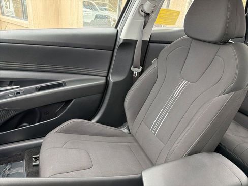 Used 2024 Hyundai Elantra SEL w/ Convenience Package image 33