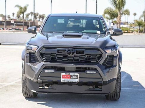 New 2026 Toyota Tacoma 4x4 Double Cab image 3