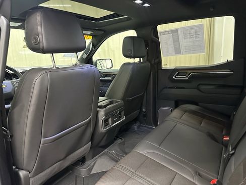 Certified 2024 Chevrolet Silverado 1500 High Country image 15
