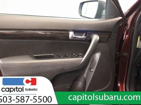 Used 2011 Kia Sorento EX w/ Premium Pkg AWD/4WD image 11
