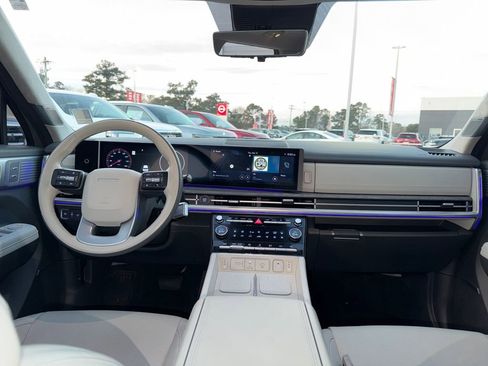 Used 2024 Hyundai Santa Fe Calligraphy image 13