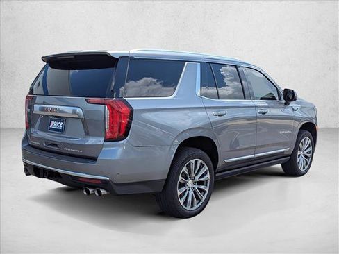 Used 2021 GMC Yukon Denali w/ Denali Premium Package AWD/4WD image 5