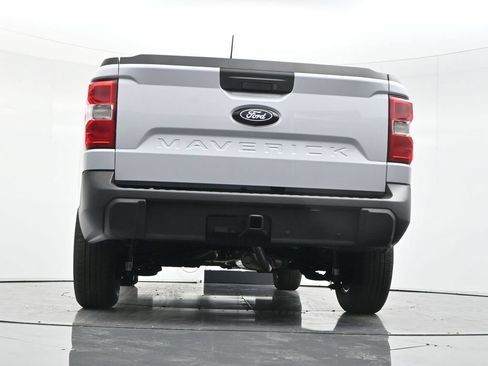 New 2026 Ford Maverick XLT w/ XLT Luxury Package FWD image 43