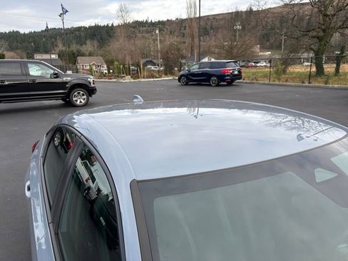 Used 2022 Honda Civic Sport image 29