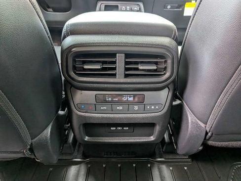 Used 2025 Honda Pilot EX-L image 20