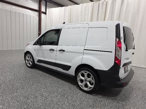 Used 2019 Ford Transit Connect XL image 7