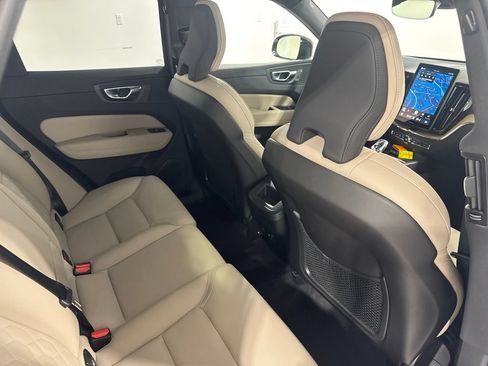Certified 2026 Volvo XC60 B5 Plus AWD/4WD image 24