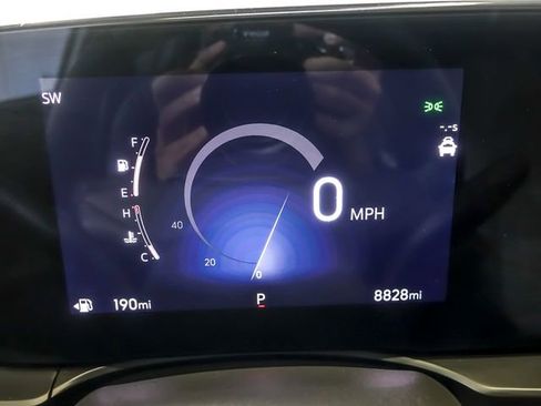 Certified 2024 Buick Envista Sport Touring FWD image 20