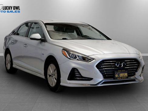 Used 2018 Hyundai Sonata SE FWD image 3