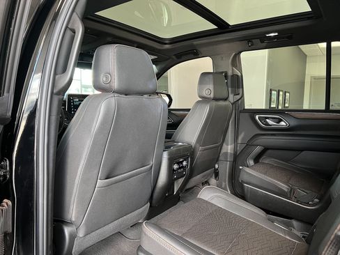 Used 2023 Chevrolet Tahoe High Country AWD/4WD image 20