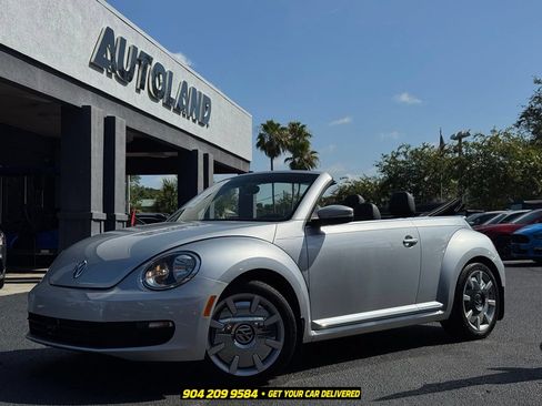Used 2015 Volkswagen Beetle 1.8T FWD image 1