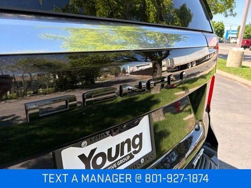 New 2026 GMC Yukon Denali w/ Denali Reserve Package AWD/4WD image 7