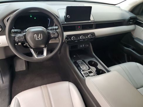 Certified 2025 Honda Pilot EX-L image 21