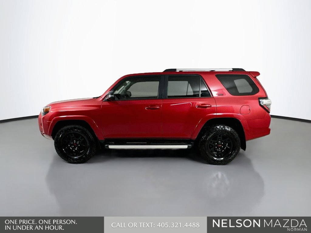 Used 2021 Toyota 4Runner SR5 Premium w/ Moonroof Package AWD/4WD image 9