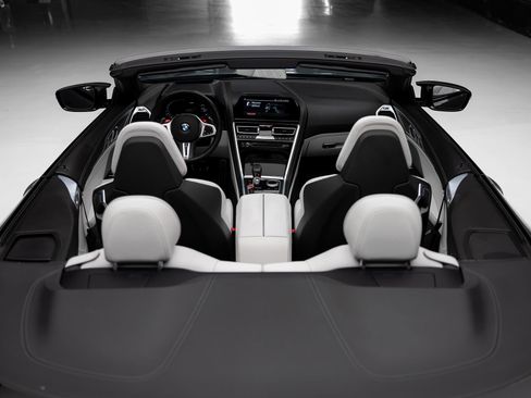 Used 2020 BMW M8 Convertible AWD/4WD image 77
