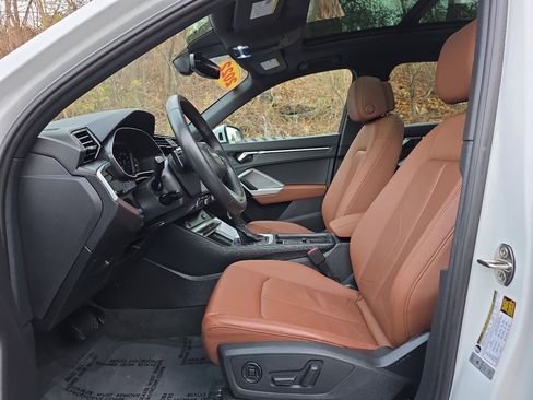 Used 2022 Audi Q3 2.0T Premium w/ Convenience Package image 13