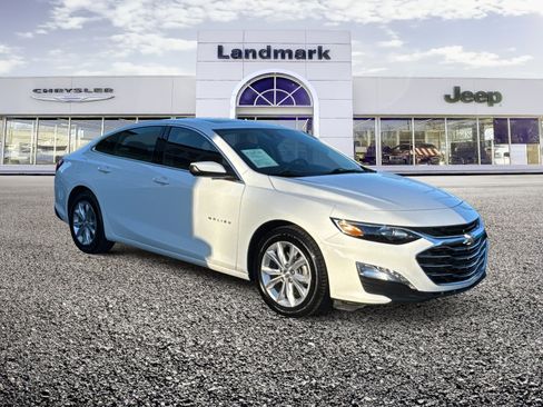 Used 2024 Chevrolet Malibu LT image 1