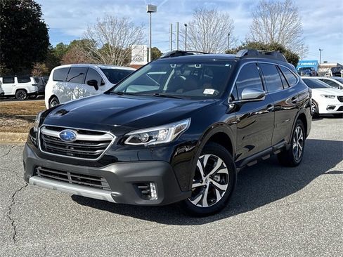 Used 2022 Subaru Outback Touring XT image 2