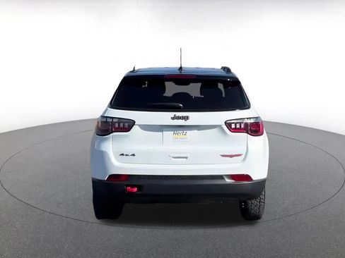 Used 2025 Jeep Compass Trailhawk image 10
