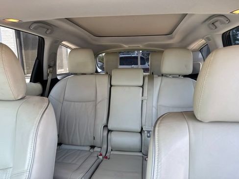 Used 2020 INFINITI QX60 Luxe w/ Sensory Package FWD image 11