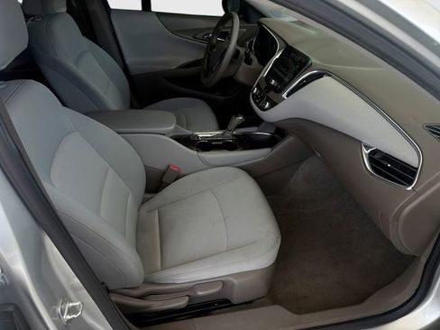 Used 2018 Chevrolet Malibu LT w/ Driver Confidence Package FWD image 34