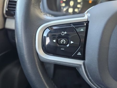 Used 2022 Volvo XC90 T8 Inscription image 26