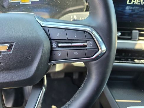 Used 2025 Chevrolet Equinox LT FWD image 42