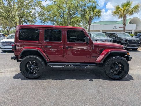Used 2021 Jeep Wrangler Unlimited Sahara AWD/4WD image 3