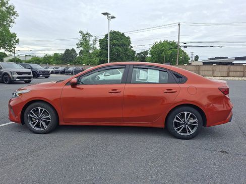Used 2023 Kia Forte LXS FWD image 6