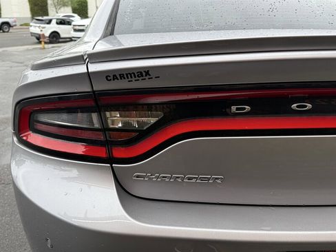 Used 2016 Dodge Charger R/T w/ Plus Group image 7