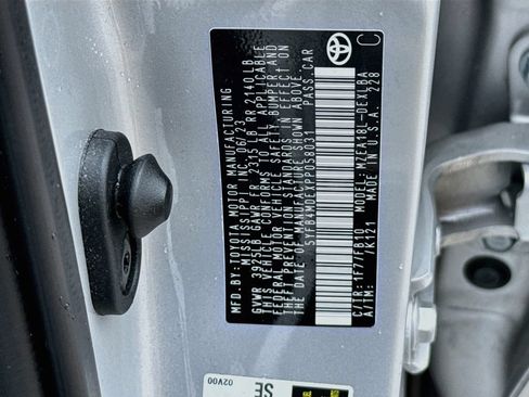 Used 2023 Toyota Corolla LE FWD image 28