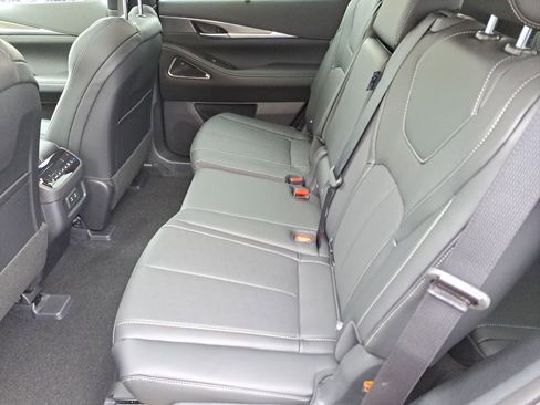 New 2026 INFINITI QX60 Luxe w/ Cargo Package image 15