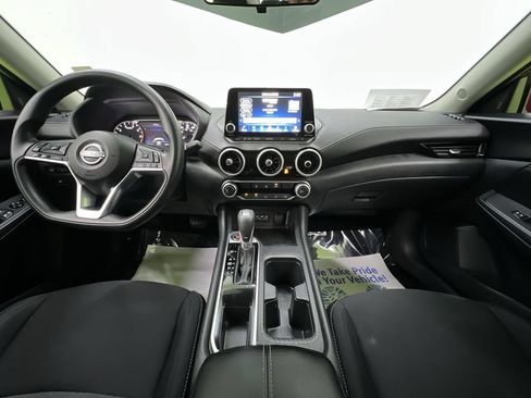 Used 2024 Nissan Sentra SV FWD image 19