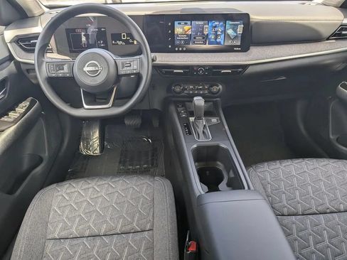 Certified 2026 Nissan Kicks SV w/ Cold Weather Package FWD image 19