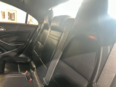 Used 2015 Mercedes-Benz CLA 250 image 25