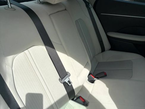 Used 2022 Hyundai Sonata SEL FWD image 21