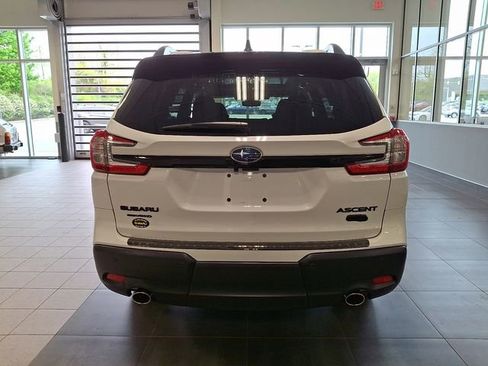 Certified 2025 Subaru Ascent Bronze Edition AWD/4WD image 5