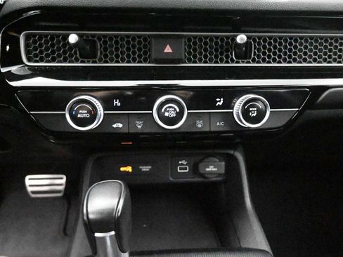 Used 2022 Honda Civic Sport image 9