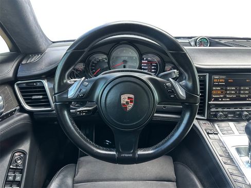 Used 2015 Porsche Panamera GTS image 13