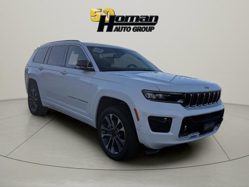 Used 2025 Jeep Grand Cherokee L Overland w/ Advanced Protech Group III AWD/4WD image 8