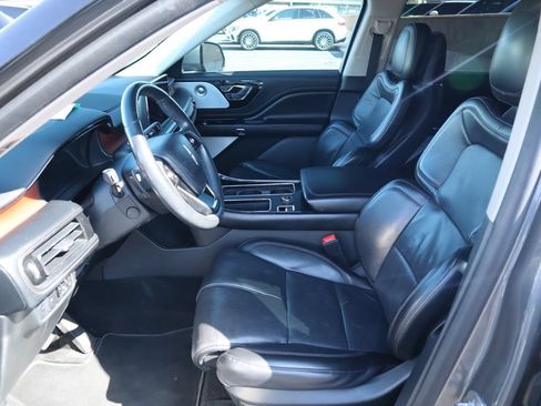 Used 2021 Lincoln Aviator Reserve w/ Equipment Group 208A RWD image 10