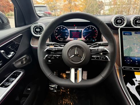 Used 2026 Mercedes-Benz GLC 300 4MATIC image 14