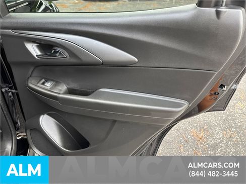 Used 2024 Chevrolet TrailBlazer LT w/ Driver Confidence Package image 19