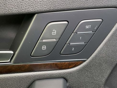 Used 2019 Audi Q5 2.0T Premium Plus w/ Premium Plus Package image 36