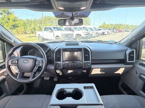 Used 2017 Ford F150 XLT w/ Equipment Group 302A Luxury RWD image 11