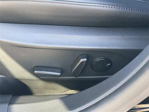 Used 2023 Ford Mustang Mach-E Select image 21