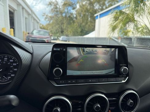 Used 2025 Nissan Sentra S image 22